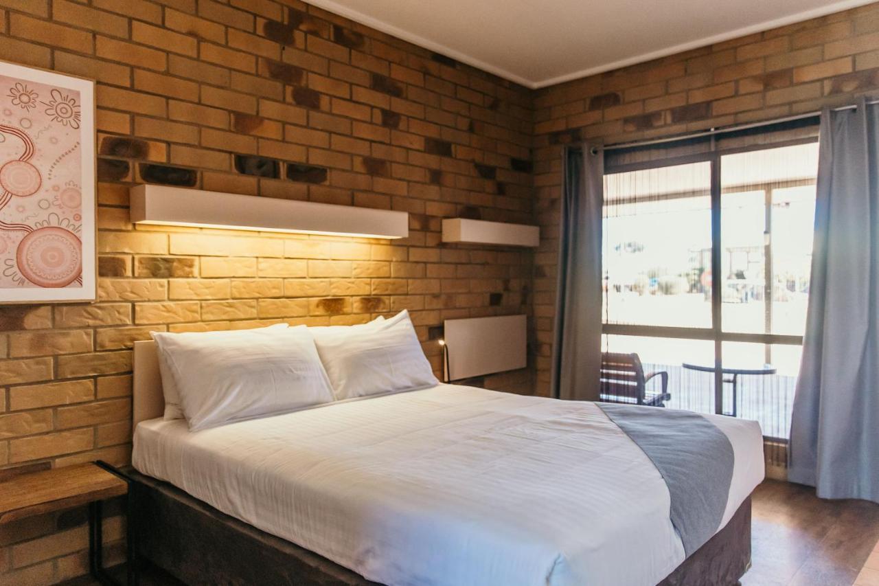 Abacus Motel Mount Isa Exterior photo