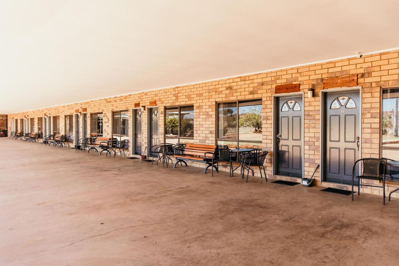 Abacus Motel Mount Isa Exterior photo